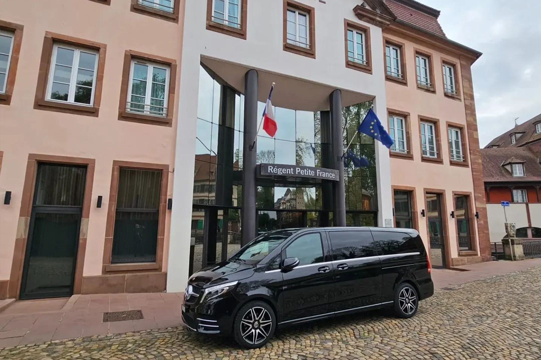 Nice experience with our limousine service from Zurich Airport to Strasbourg in France